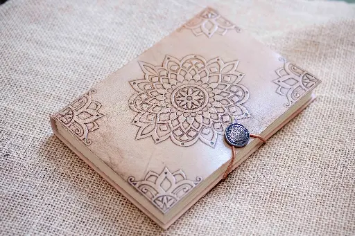 Carnet Mandala avec couverture en cuir